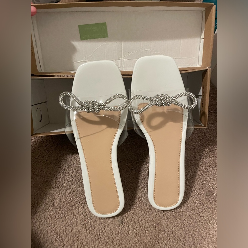 White sparkling bow sandals